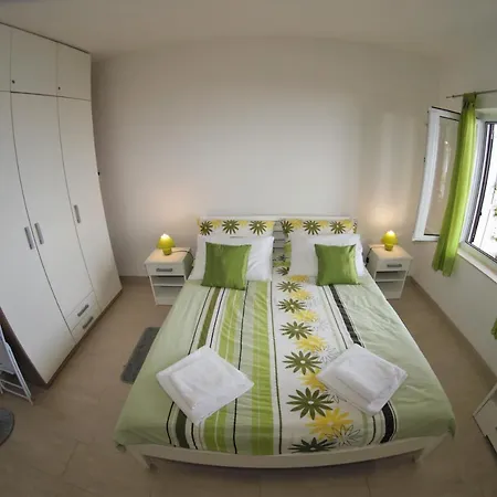 Apartment Ivy 2 *